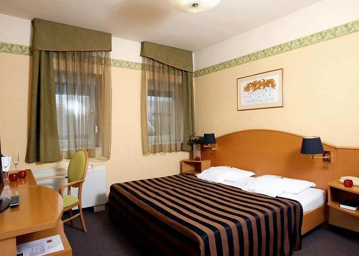 Szálloda Szent Janos 3*